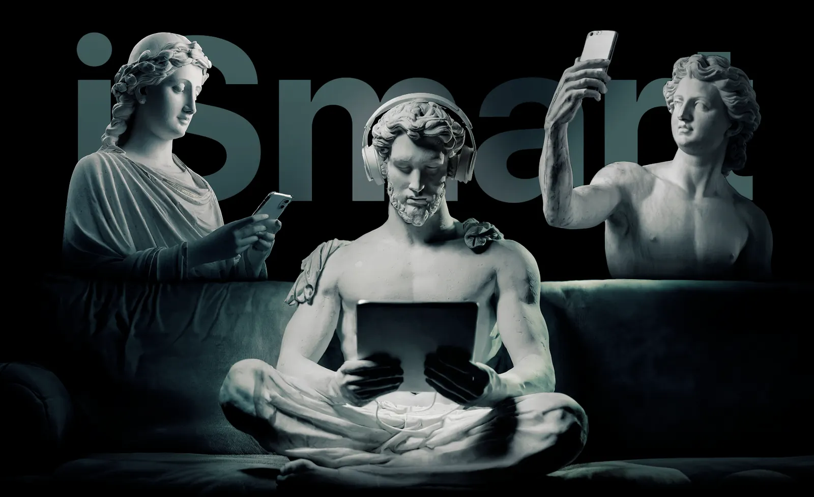 Estatuas clásicas usando celular, tablet y auriculares